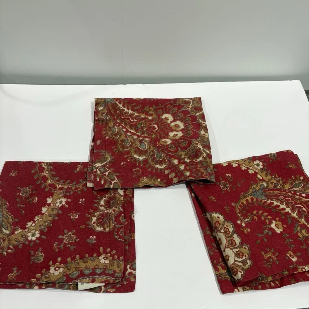 Three Pottery Barn Red Beige Paisley Medallion 20x20 Cotton Linen Napkins India